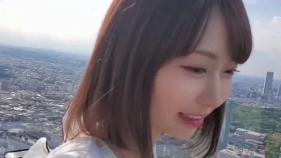 打开美人的两腿[原创]20岁超可爱又清纯的桃子，为帮助男友....决定为爱献身....